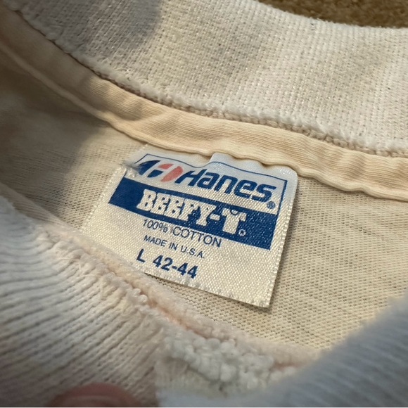 Hanes Kittens Collared Crop Top - Picture 2 of 3